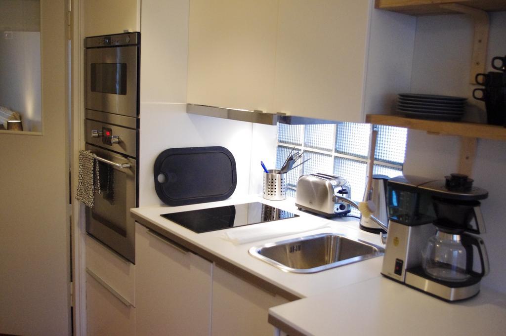 Borent Suite Apartment Turku Room photo